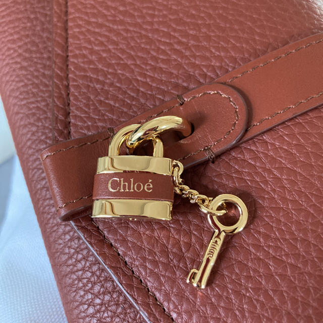 Chloe クロエ aby チェーンウォレット 美品⭐︎最終価格!ちむ様お