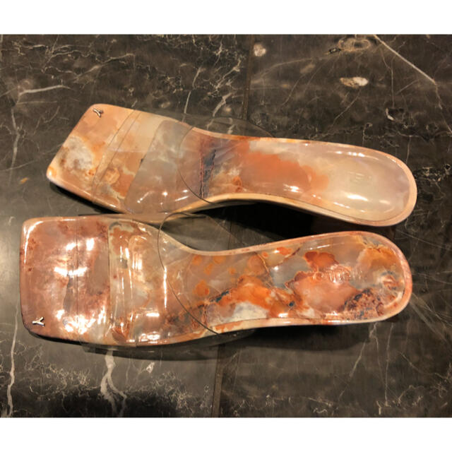 【値下げ中】yello サンダル レディースの靴/シューズ(サンダル)の商品写真