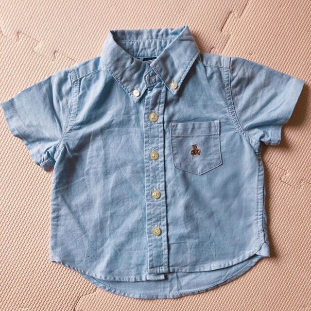 babyGAP(ベビーギャップ)のbabyGAP  ボタンダウンシャツ　 キッズ/ベビー/マタニティのベビー服(~85cm)(シャツ/カットソー)の商品写真