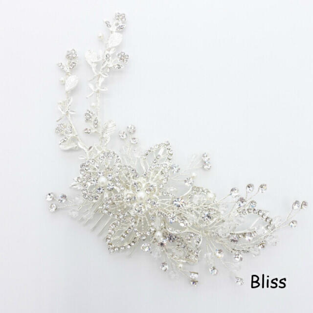 Bliss(ブリス)のウェディングヘッドドレス【リーフ フラワー シルバー ビジュー】 ハンドメイドのウェディング(ヘッドドレス/ドレス)の商品写真