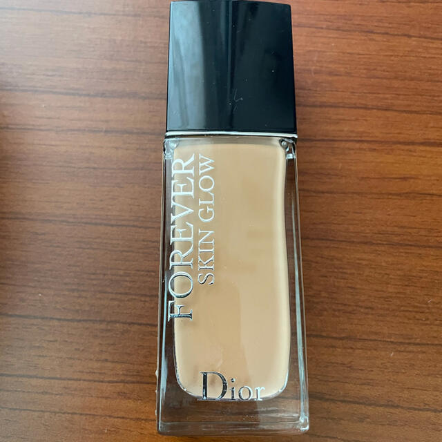 Christian Dior(クリスチャンディオール)のDior リキッドファンデーション 3N コスメ/美容のベースメイク/化粧品(ファンデーション)の商品写真