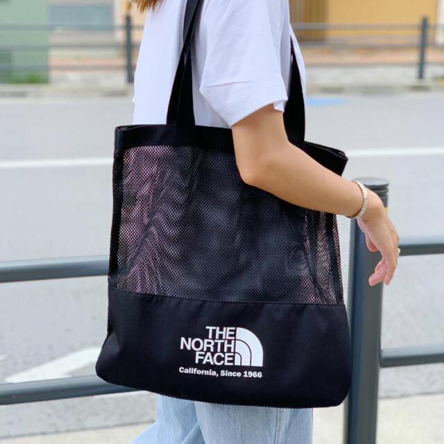 THE NORTH FACE(ザノースフェイス)のザ　ノースフェイス  メッシュトートバッグ レディースのバッグ(トートバッグ)の商品写真