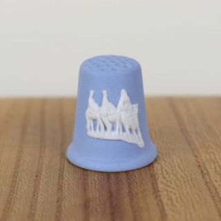 ウェッジウッド(WEDGWOOD)のウェッジウッド　ジャスパー　シンブル　指ぬき　ペールブルー　イギリス　ヴィンテー(置物)