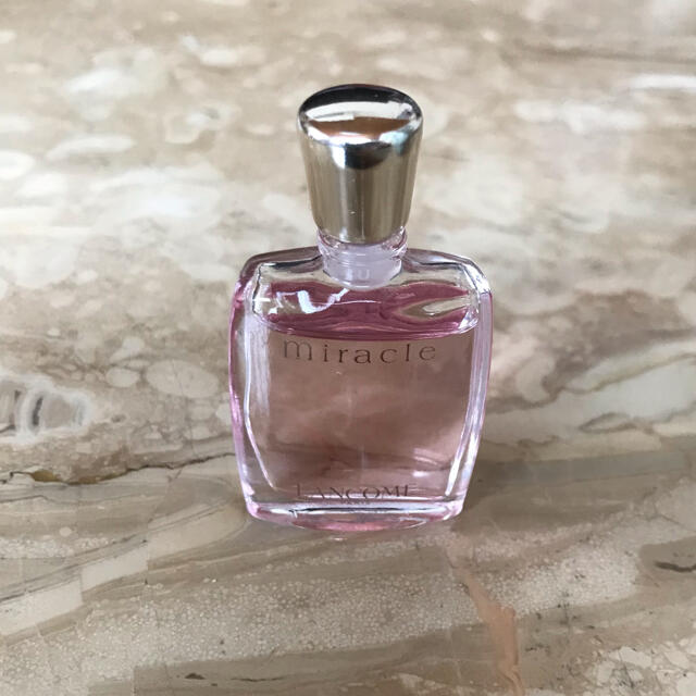 LANCOME(ランコム)のLancômeランコム miracle ミラク 5ml コスメ/美容の香水(香水(女性用))の商品写真