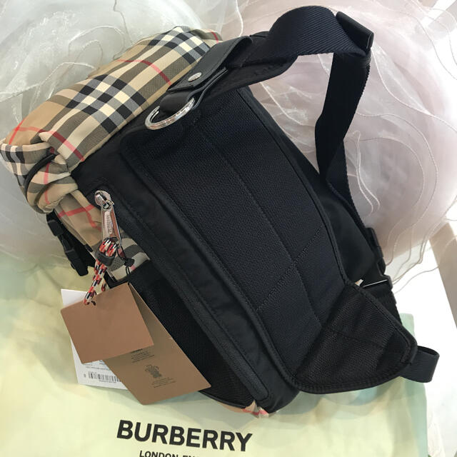 BURBERRY(バーバリー)の☆新品☆BURBERRY バーバリー ボディーバッグ ヴィンテージチェック レディースのバッグ(ショルダーバッグ)の商品写真