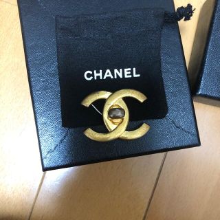 シャネル(CHANEL)のシャネル　ブローチ　ココマーク(ブローチ/コサージュ)