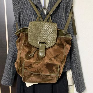 ボッテガヴェネタ(Bottega Veneta)の☆Bottega Venetaボッテガヴェネタ　リュック/イントレ&迷彩カラー☆(リュック/バックパック)