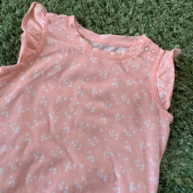 babyGAP(ベビーギャップ)のbaby GAP 半袖　女の子　ロンパース 70 キッズ/ベビー/マタニティのベビー服(~85cm)(ロンパース)の商品写真