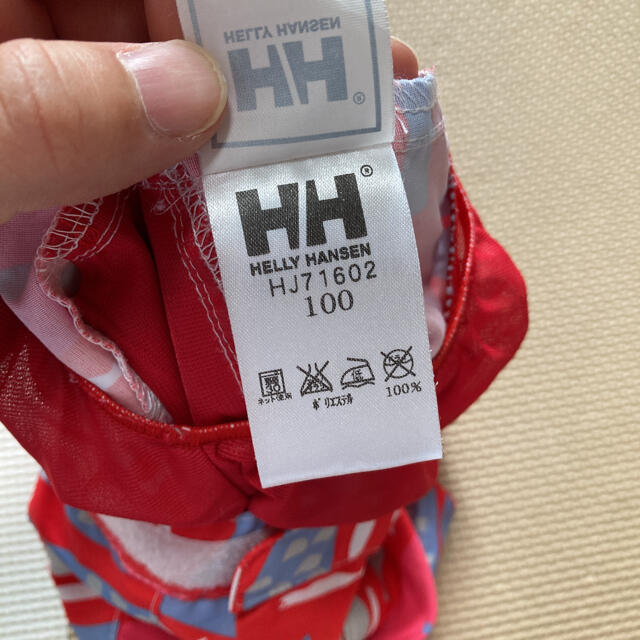 HELLY HANSEN(ヘリーハンセン)のヘリーハンセン　キッズ水着　100cm 男の子　お魚 キッズ/ベビー/マタニティのキッズ服男の子用(90cm~)(水着)の商品写真