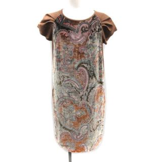 エトロ ワンピースの通販 100点以上 Etroのレディースを買うならラクマ エトロ ワンピースの通販 100点以上 Etroのレディースを買うならラクマ