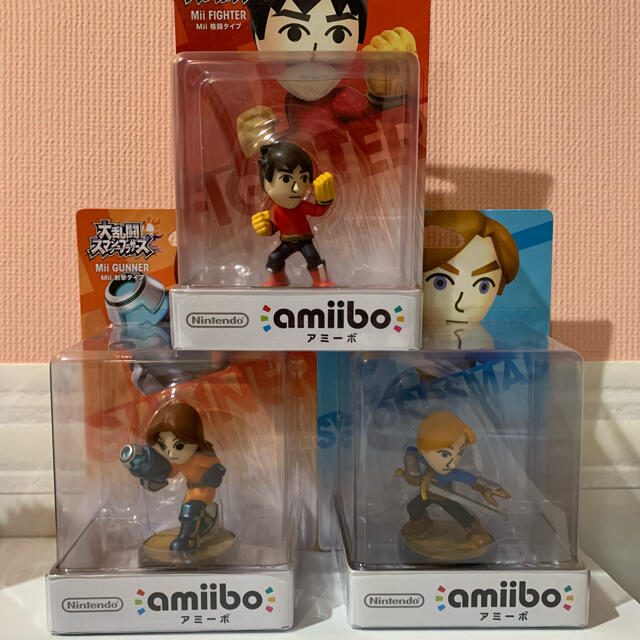 未開封 amiibo Mii 格闘タイプ/剣術タイプ/射撃タイプ 3種セット