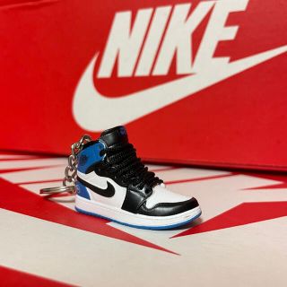 ナイキ キーホルダー メンズ の通販 100点以上 Nikeのメンズを買うならラクマ