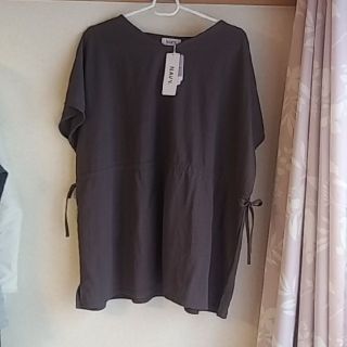 マックハウス(Mac-House)の新品！マックハウス　Navy 両サイドリボントップス(Tシャツ(半袖/袖なし))