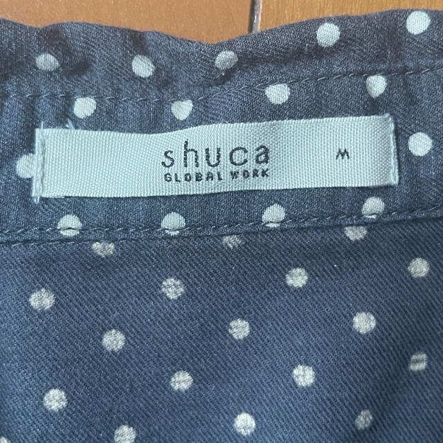 shuca(シュカ)のShuca  シュカ　　ドット柄シャツ レディースのトップス(シャツ/ブラウス(長袖/七分))の商品写真