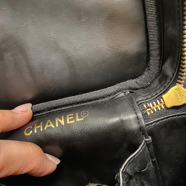 CHANELバニティ