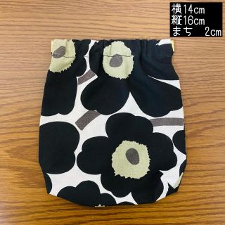 マリメッコ(marimekko)のmarimekko  ハンドメイド　バネ口ポーチ(ポーチ)