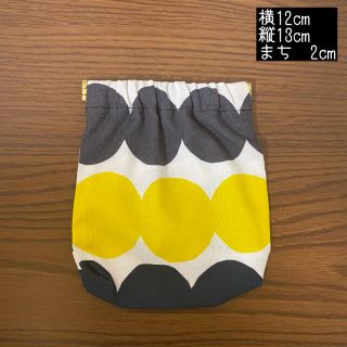 マリメッコ(marimekko)のmarimekko  ハンドメイド　バネ口ポーチ(ポーチ)