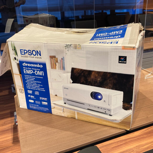 【スグ観れる！】EPSON プロジェクター EMP-DM1 dreamio