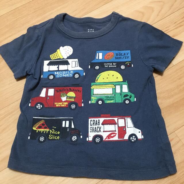 babyGAP(ベビーギャップ)の2枚セット　Tシャツ　90 キッズ/ベビー/マタニティのキッズ服男の子用(90cm~)(Tシャツ/カットソー)の商品写真