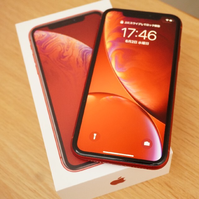 Apple(アップル)のiPhone XR 64GB(PRODUCT)RED スマホ/家電/カメラのスマートフォン/携帯電話(スマートフォン本体)の商品写真