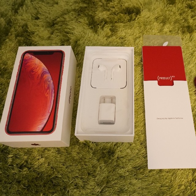 Apple(アップル)のiPhone XR 64GB(PRODUCT)RED スマホ/家電/カメラのスマートフォン/携帯電話(スマートフォン本体)の商品写真