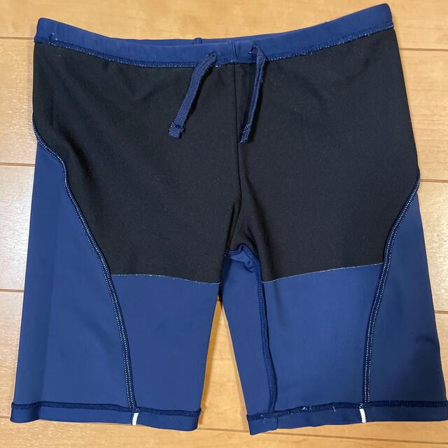 adidas(アディダス)のアディダス　水着　140サイズ キッズ/ベビー/マタニティのキッズ服男の子用(90cm~)(水着)の商品写真