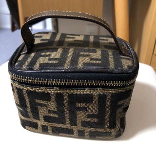 フェンディ(FENDI)のフェンディバニティポーチ(ポーチ)