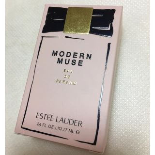 エスティローダー(Estee Lauder)のエスティーローダー ミニ香水♡MODERN MUSE(香水(女性用))