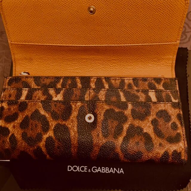 DOLCE&GABBANA(ドルチェアンドガッバーナ)の美品　ドルチェ&ガッバーナ　長財布　レオパード柄　ヒョウ柄 レディースのファッション小物(財布)の商品写真