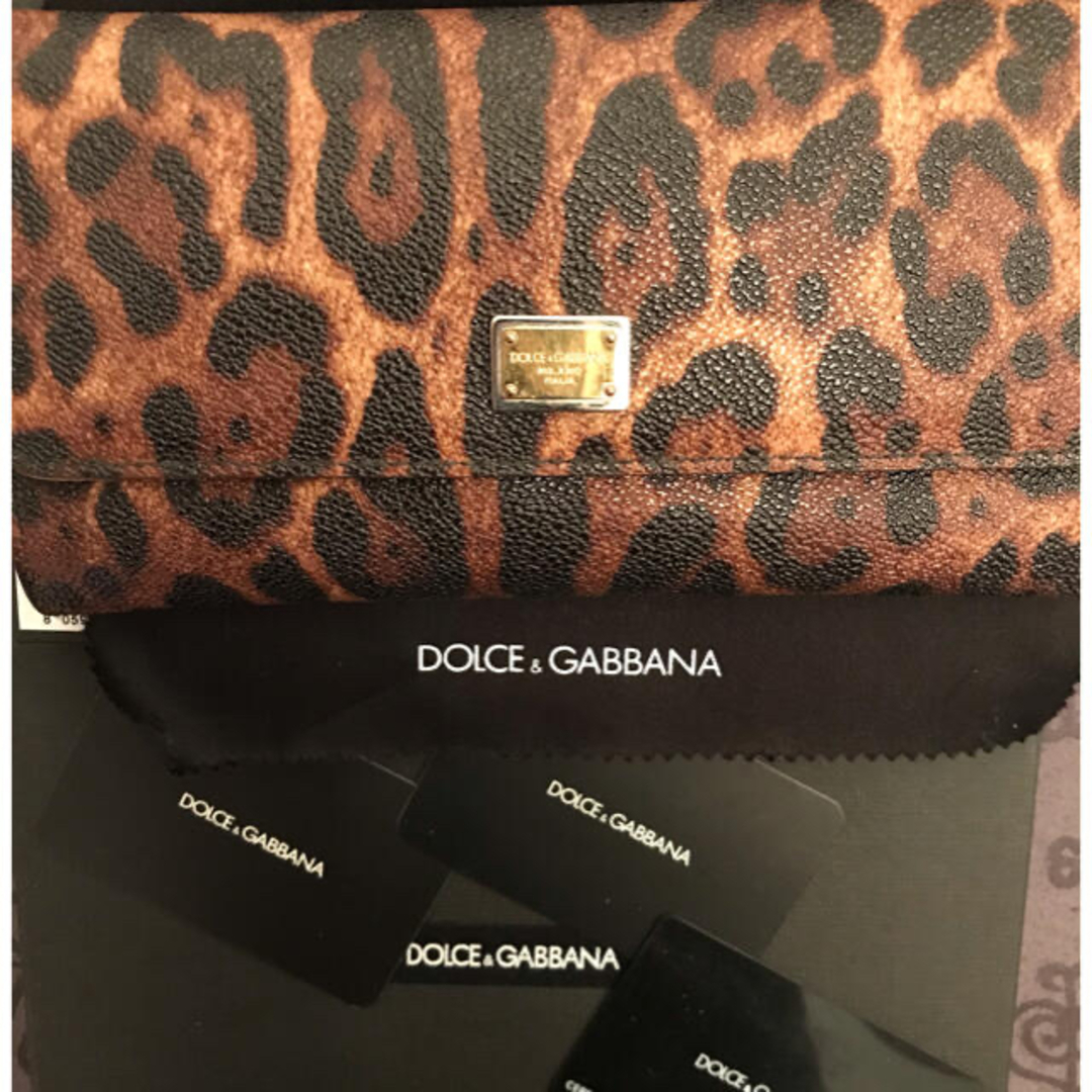 DOLCE&GABBANA - 美品 ドルチェ&ガッバーナ 長財布 レオパード柄 DOLCE&GABBANA - 美品 ドルチェ&ガッバーナ 長財布 レオパード柄