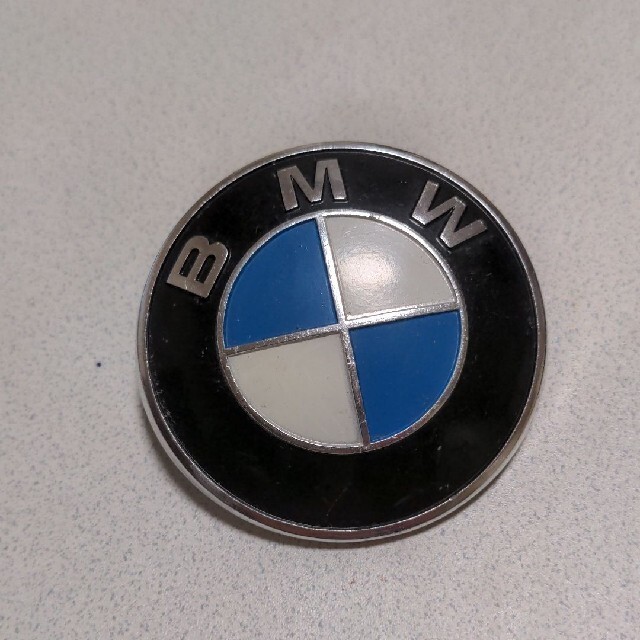 BMW丸テールバックパネルエンブレム 自動車/バイクの自動車(汎用パーツ)の商品写真