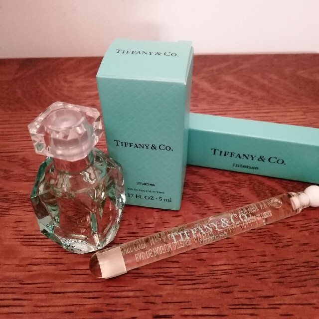 Tiffany & Co.(ティファニー)の【新品未使用】TIFFANY オードパルファム9ml コスメ/美容の香水(香水(女性用))の商品写真
