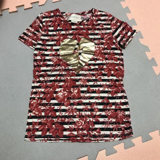 グッチ(Gucci)のUSED☆GUCCI グッチ　キッズ☆花柄ボーダー　ロゴTシャツ☆8A(Tシャツ/カットソー)