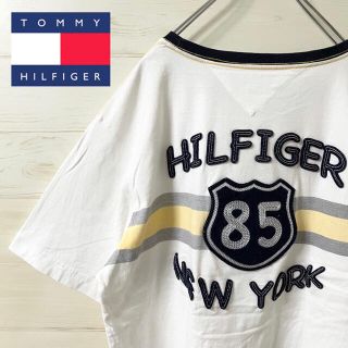 トミーヒルフィガー(TOMMY HILFIGER)のトミーヒルフィガー　tシャツ フラッグ刺繍ロゴ　XL 古着　ワッペン　TOMMY(Tシャツ/カットソー(半袖/袖なし))