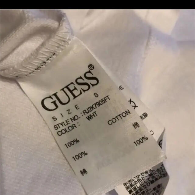 GUESS(ゲス)の値下げ　未使用　GUESS  半袖Tシャツ　ロングTシャツ　S ワンピ レディースのトップス(Tシャツ(半袖/袖なし))の商品写真