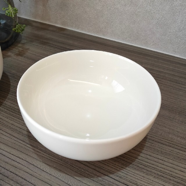iittala - イッタラ ティーマティーミ ホワイト 蓋付きスープ iittala - イッタラ ティーマティーミ ホワイト 蓋付きスープ