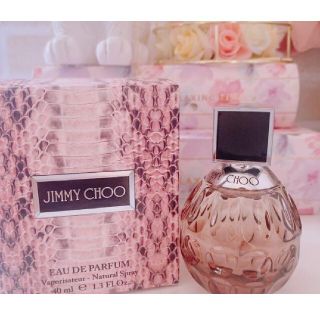 ジミーチュウ(JIMMY CHOO)の【 専用 】ジミーチュウ  オーデパルファム 40ミリ(香水(女性用))