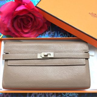 エルメス(Hermes)のレア極美品✨エルメス ケリーウォレット エトゥープ　長財布✨(長財布)