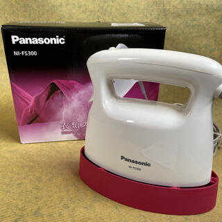 パナソニック(Panasonic)のPanasonic 衣類スチーマー ホワイト NI-FS300-W(アイロン)
