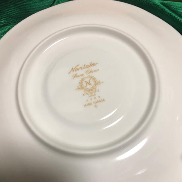 Noritake(ノリタケ)の★Noritake ノリタケ  カップ&ソーサー ペア 花更紗 未使用保管品 インテリア/住まい/日用品のキッチン/食器(グラス/カップ)の商品写真