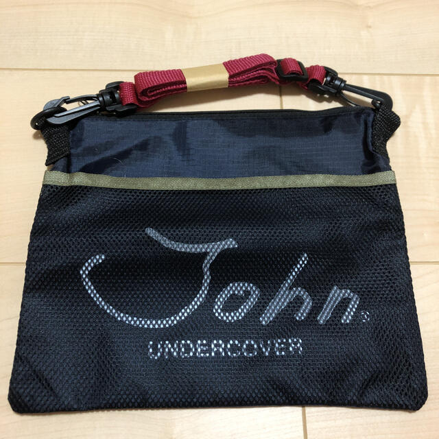 UNDERCOVER(アンダーカバー)のJohnUNDERCOVER ジョンアンダーカバー サコッシュ ショルダーバッグ メンズのバッグ(ショルダーバッグ)の商品写真