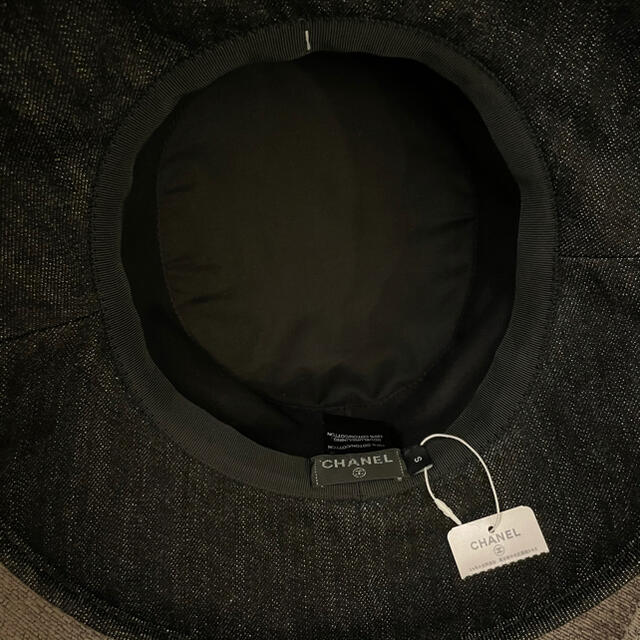 CHANEL(シャネル)のCHANEL シャネル2021新作　バケットハット レディースの帽子(ハット)の商品写真