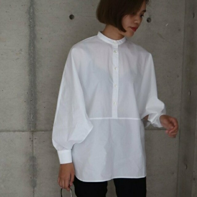 トップスella 2way sleeve cut blouse (white