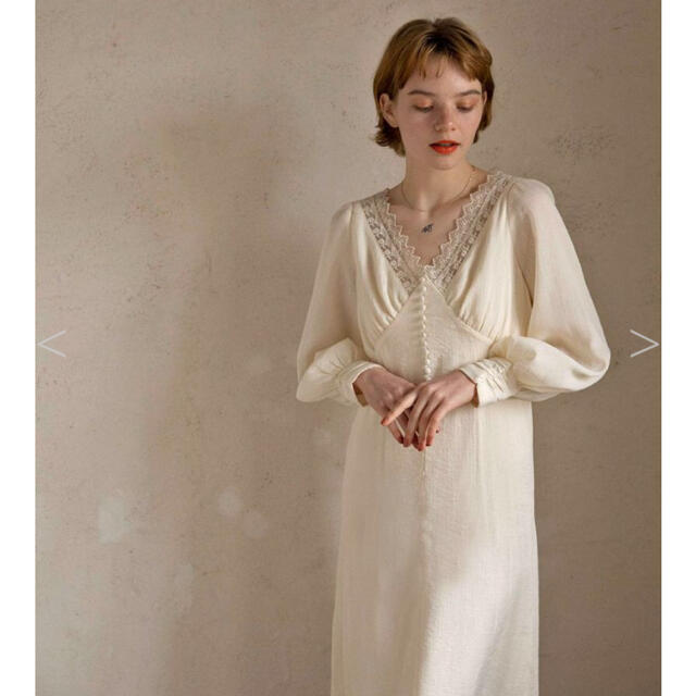 TODAYFUL(トゥデイフル)のモンガータ　Vintage chic dress（新品） レディースのワンピース(ロングワンピース/マキシワンピース)の商品写真