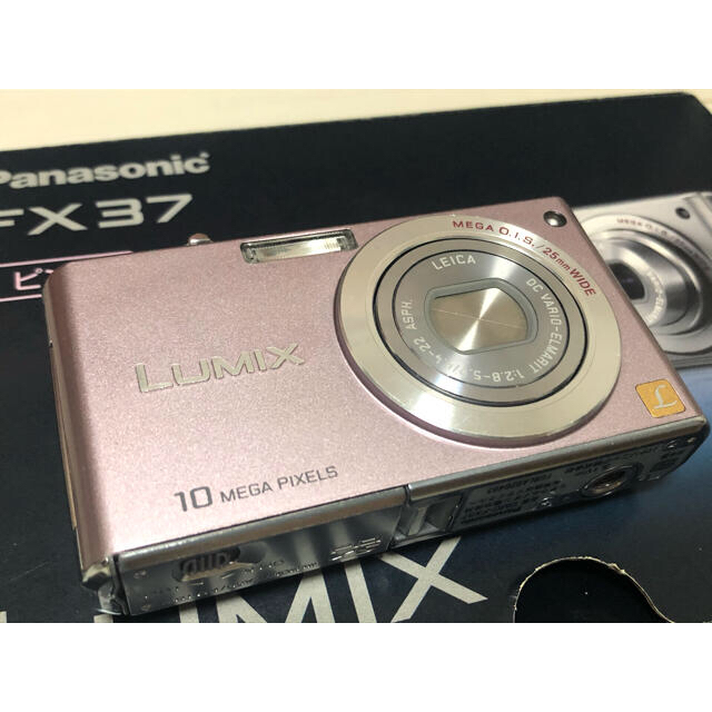 Panasonic(パナソニック)のPanasonic  LUMIX  DMC-FX37  ピンク スマホ/家電/カメラのカメラ(コンパクトデジタルカメラ)の商品写真