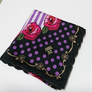 アナスイ(ANNA SUI)のANNA SUI ハンカチ バラ 大判 ハンドタオル アナスイ 紫 ロゴ(ハンカチ)