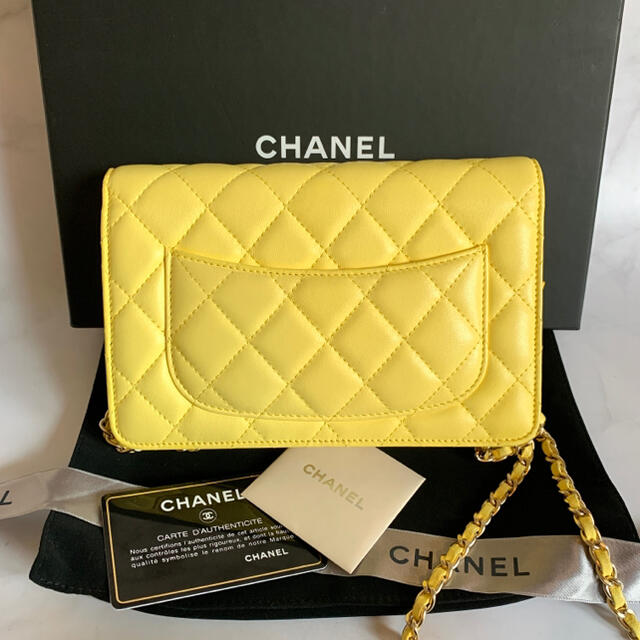 CHANEL シャネル チェーンウォレット 極美品 限定色 マトラッセ CHANEL シャネル チェーンウォレット 極美品 限定色 マトラッセ