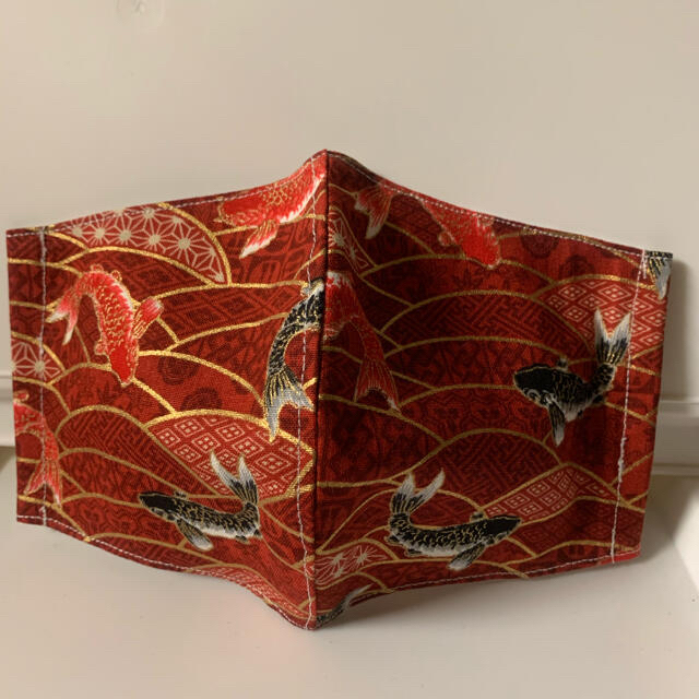 和柄 朱色 金彩 赤 黒 錦鯉 波模様 カッコイイ インナーマスク の通販 By シャインマスカット S Shop ラクマ 和柄 朱色 金彩 赤 黒 錦鯉 波模様 カッコイイ インナーマスク の通販 By シャインマスカット S Shop ラクマ