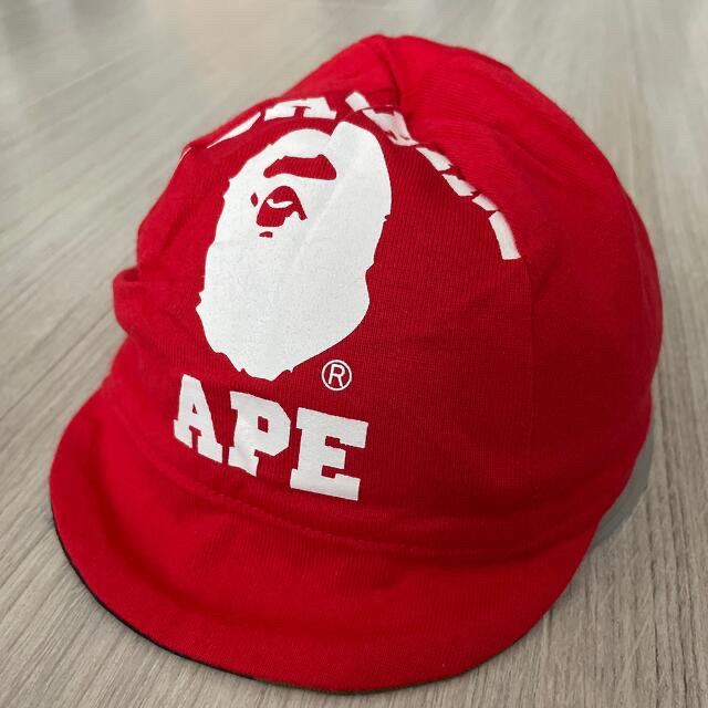 A BATHING APE(アベイシングエイプ)のA BATHING APE  BAPE エイプ　ベビーキャップ🧢リバーシブル キッズ/ベビー/マタニティのこども用ファッション小物(帽子)の商品写真