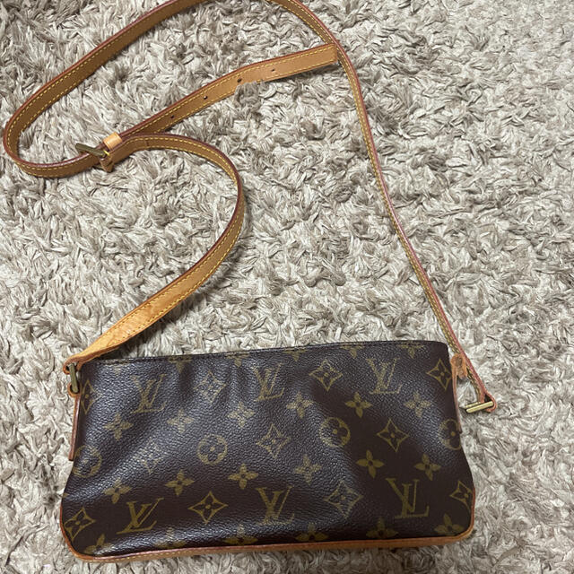 LOUIS VUITTON - ルイヴィトン　　ショルダーバック